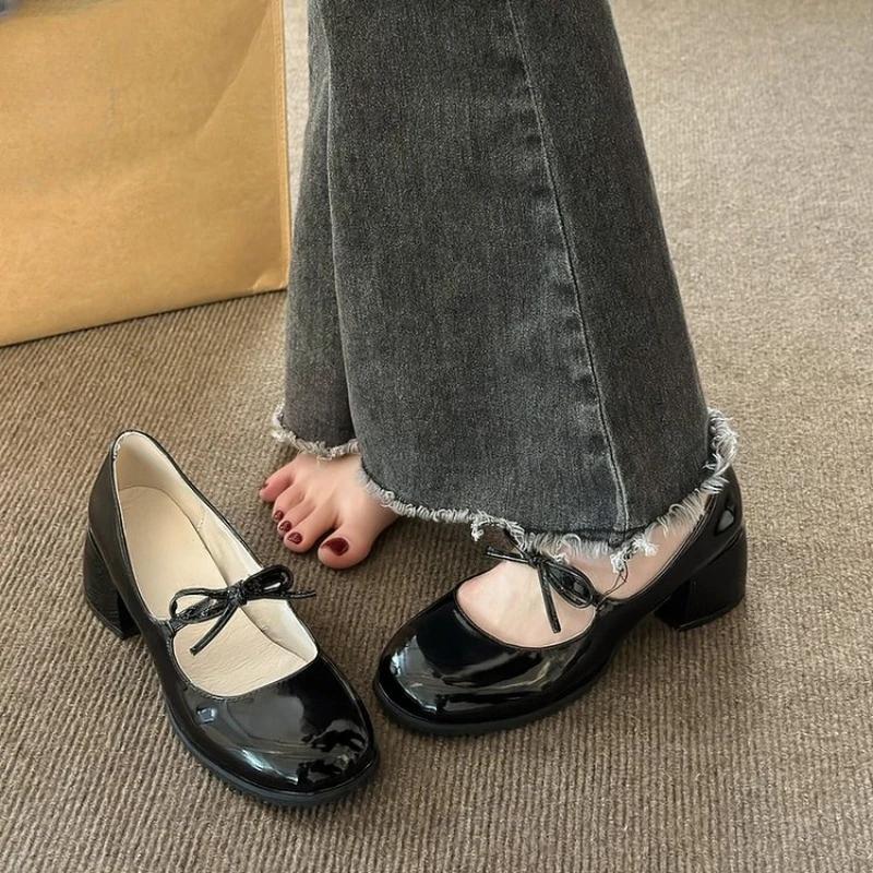 Новые женские туфли на высоком каблуке, квадратные каблуки, садовая головка, туфли с неглубоким носком, удобные и модные для женщин