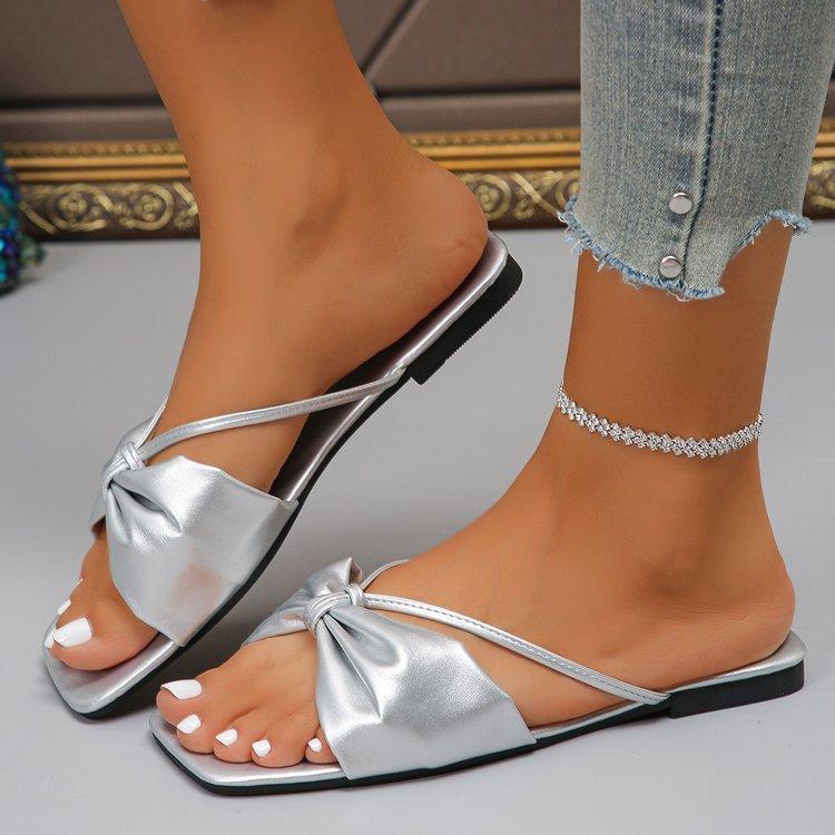 Сандалии импортного производства весна-лето 2025 новые сандалии женская одежда для отдыха на море модные тапочки с бантом на мягкой подошве пляжная обувь