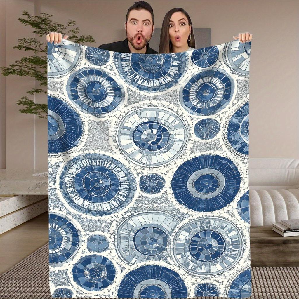 1pc Blue Circular Pattern Digital Printed Design Blanket, All-Season Soft and Warm Throw, Ideal for Home Bedroom, School Dormito