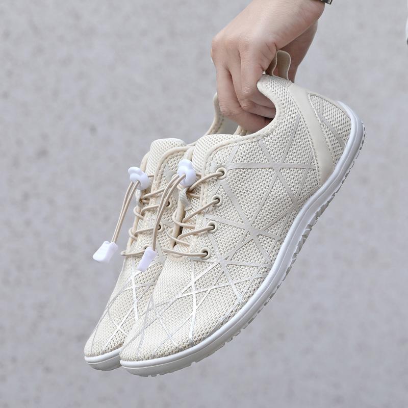 New Curved Rattan Plaid Adhesive Rubber Mesh Fabric Men's Sports Shoes Comfortable and Breathable Casual Shoes