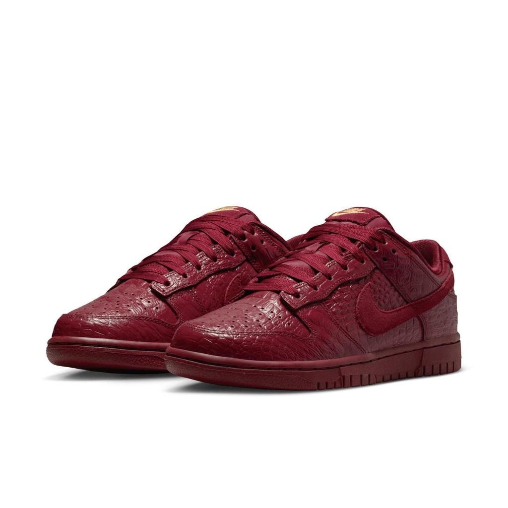 HV4388-600 Nike Dunk Low Крокодил Командный Красный (Женский)