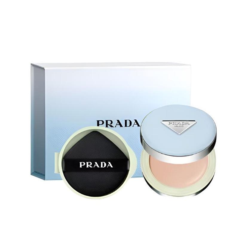 Prada Синяя Лимитированная Серия Нейлоновая Пудра-Кушон 2026 Новогодняя Серия Чистый Кремовый Тон #LC5 air cushion 12г + #LC5 air cushion refill 12г