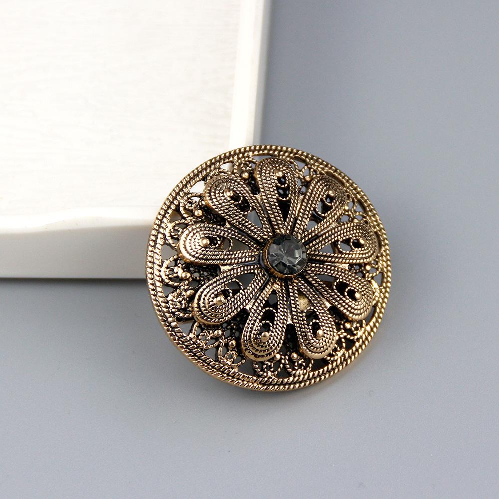 Gold Color Round Crystal Brooch Ladies Robe Brown Brooch Wedding Jewelry Gift
