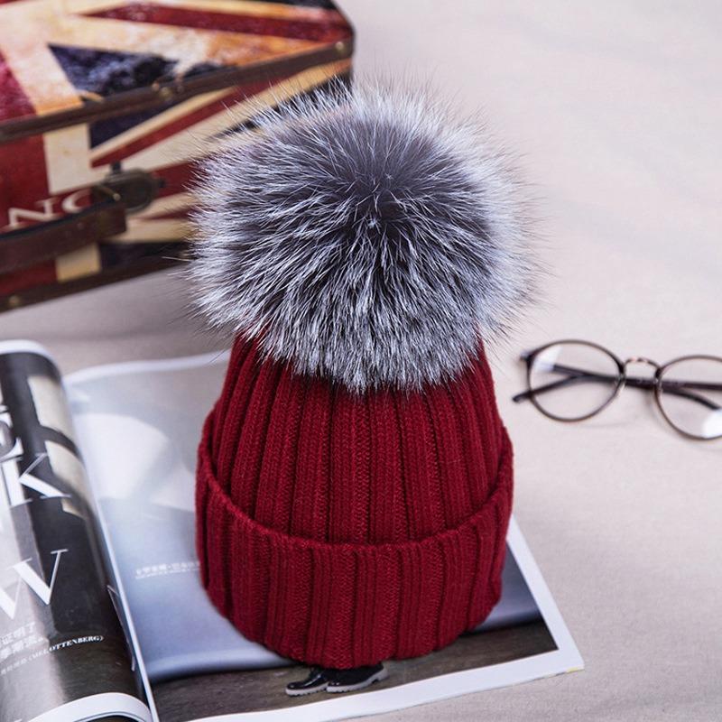 Thicken Stripe Girl Pompom Hat Keep Warm Fashion New Outdoor Solid Color Fake Fur Casual Women Beanie Winter Hat