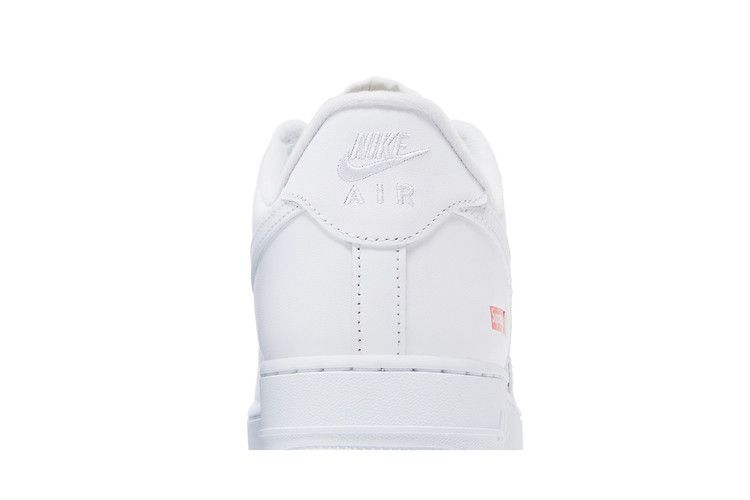 Nike Air Force 1 Low Supreme White