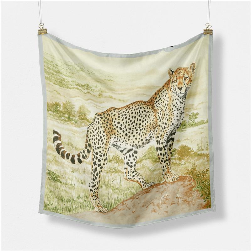 Twill Silk Scarf Woman Giraffe Painting Square Scarves Wraps Bandana Small Hijab Silk Foulards Tie Headband Neckerchief 53CM