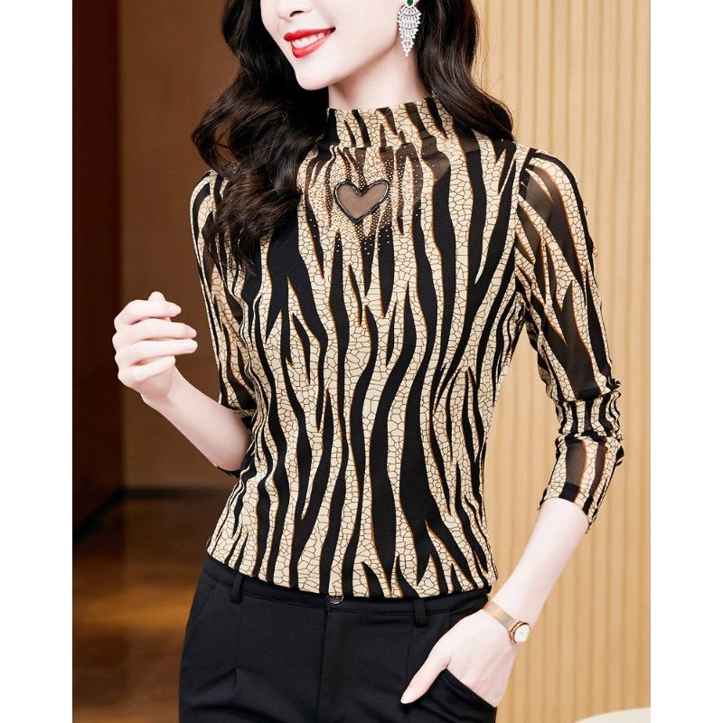 New Winter Half Turtleneck Slim Love Embroidered Diamond Long Sleeve Mesh Base Shirt Half Turtleneck T-shirt for Women