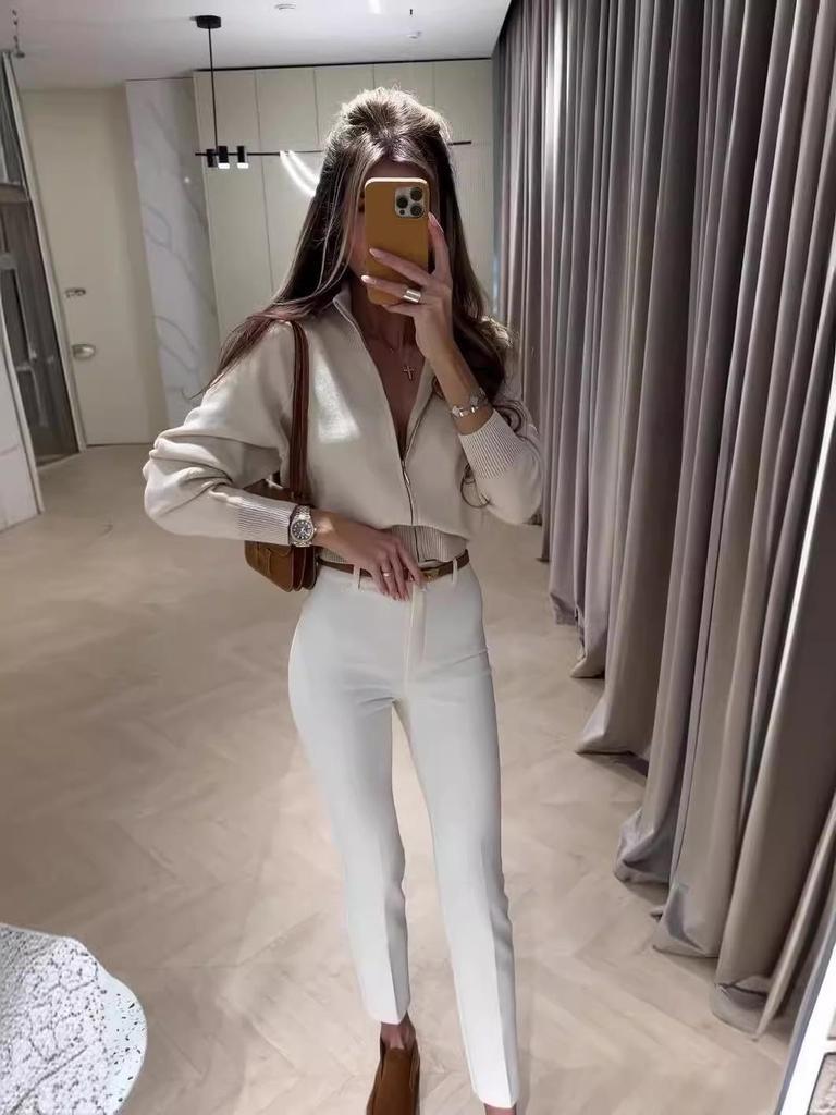 Осень 2024 Женский однотонный укороченный топ с универсальным облегающим кроем