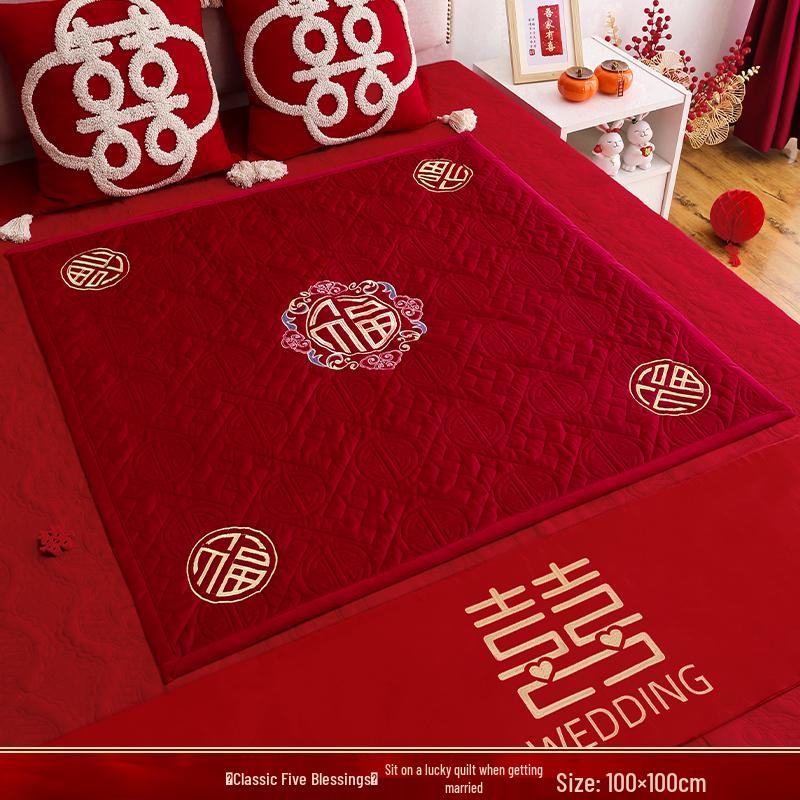 Набор вышитых свадебных подушек: 'Фу' Иероглиф и Дизайн 'Сто Благословений' для Постели Невесты с Мотивом Ранних Родов