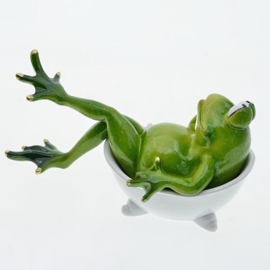 Frog Figurine Watching Phone Cartoon Frog Statue Resin Sculpture Indoor