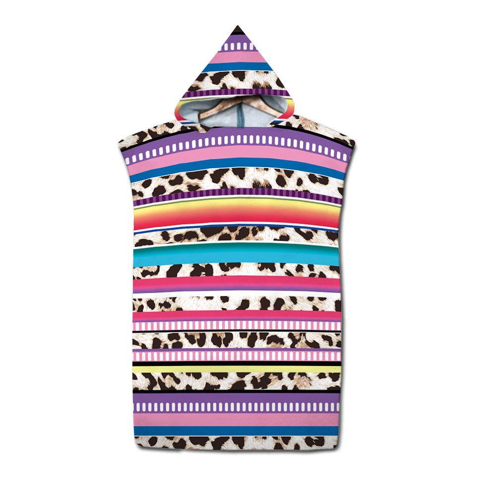 Полосатый микрофибровый халат с широкими полями для любителей пляжа