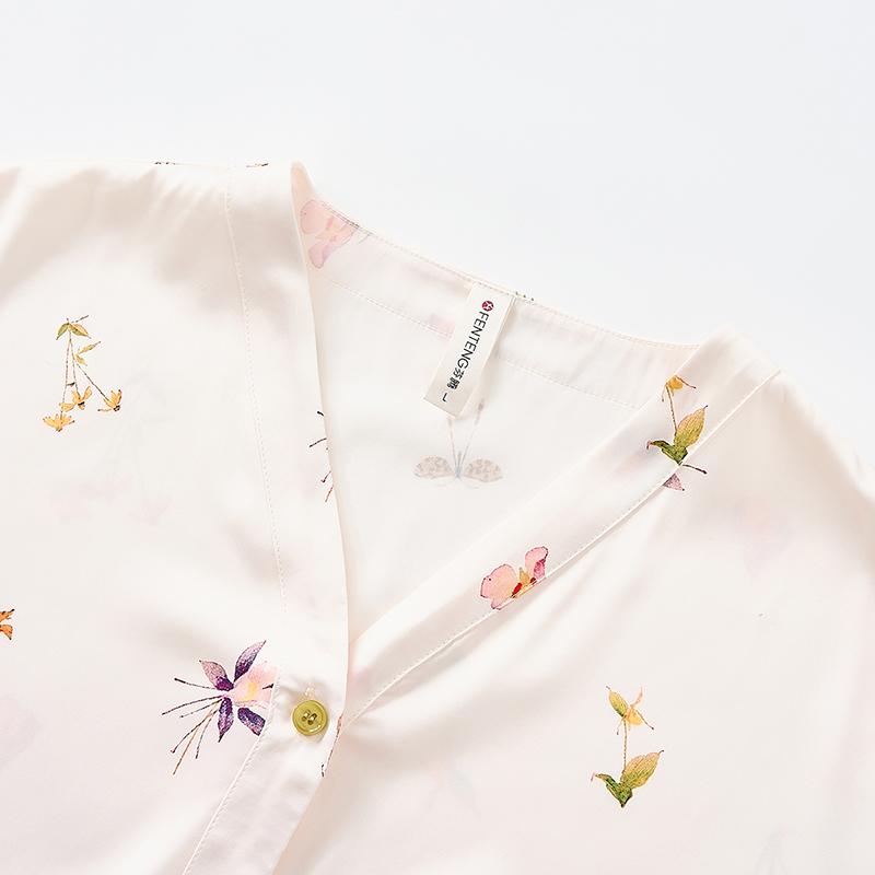Fenteng [Satin Ice Silk] Chinese style new V-neck cardigan, new Chinese style nightgown, floral dress, breathable home wear