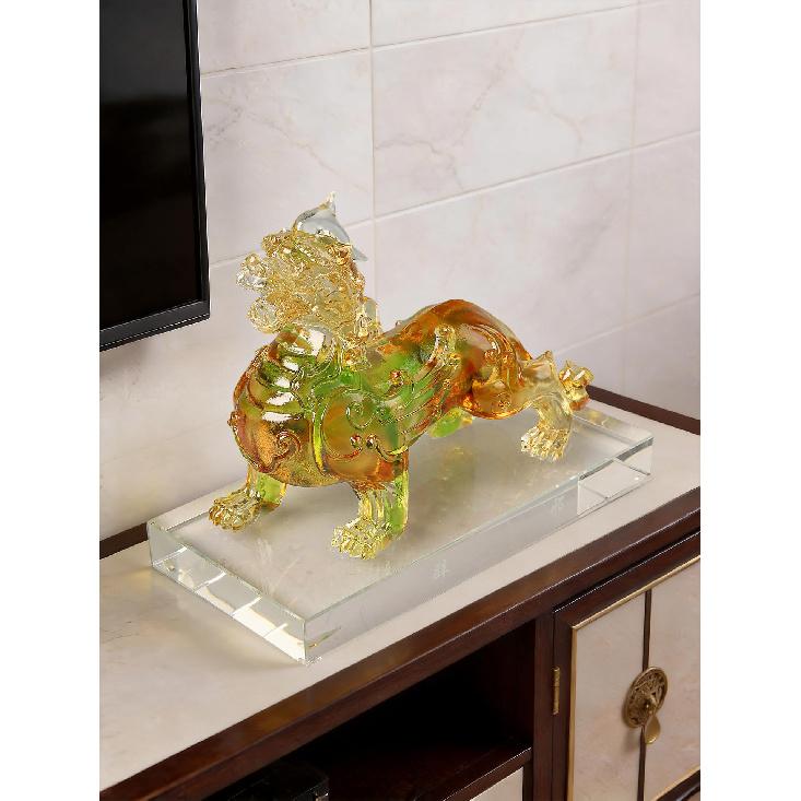 Aris & Juno Colorful Fortune LIULI Pixiu Figurine Handcrafted Oriental Classical Chinese Wealth Guardian Statue with Crystal Base for Home Office