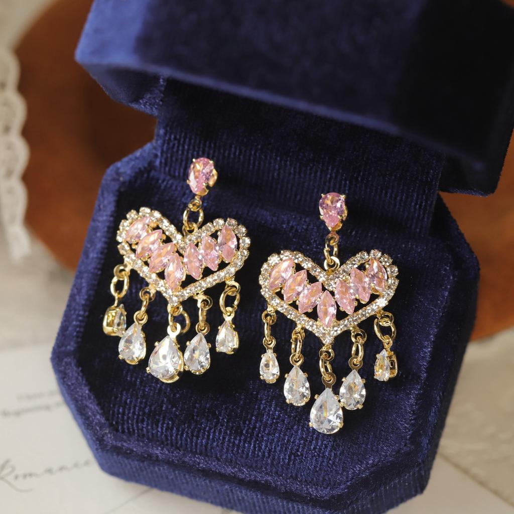 Copper-plated real gold French court style love fringed earrings 1011 new popular high-end stud earrings full of diamonds earrings