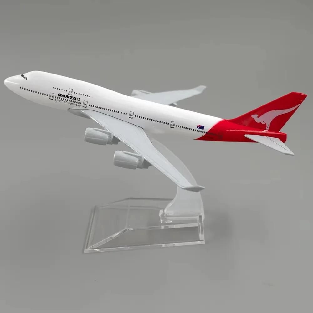 Модели самолетов Металлическая модель самолета B747 Авиакомпании Qantas 16 см 1:Масштаб 400 747 Сплав С Подставкой Литой Хэллоуин Украшение