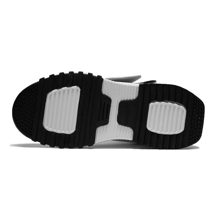 Кроссовки для бега LiNing Youth Unrestrained Shock Absorbing Non-Slip Wear-Stick-Hop Kids кроссовки White Black YKCR172-13