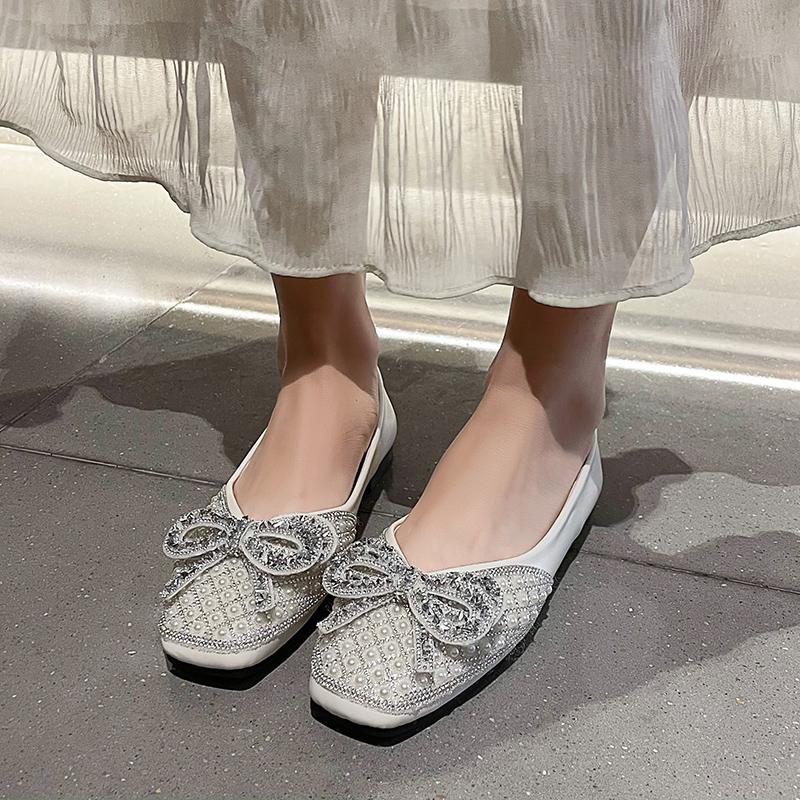 Модные женские туфли на плоской подошве, осенние, новые, квадратные, с неглубоким горлом, со стразами, с бабочкой, противоскользящие, износостойкие, с низким верхом