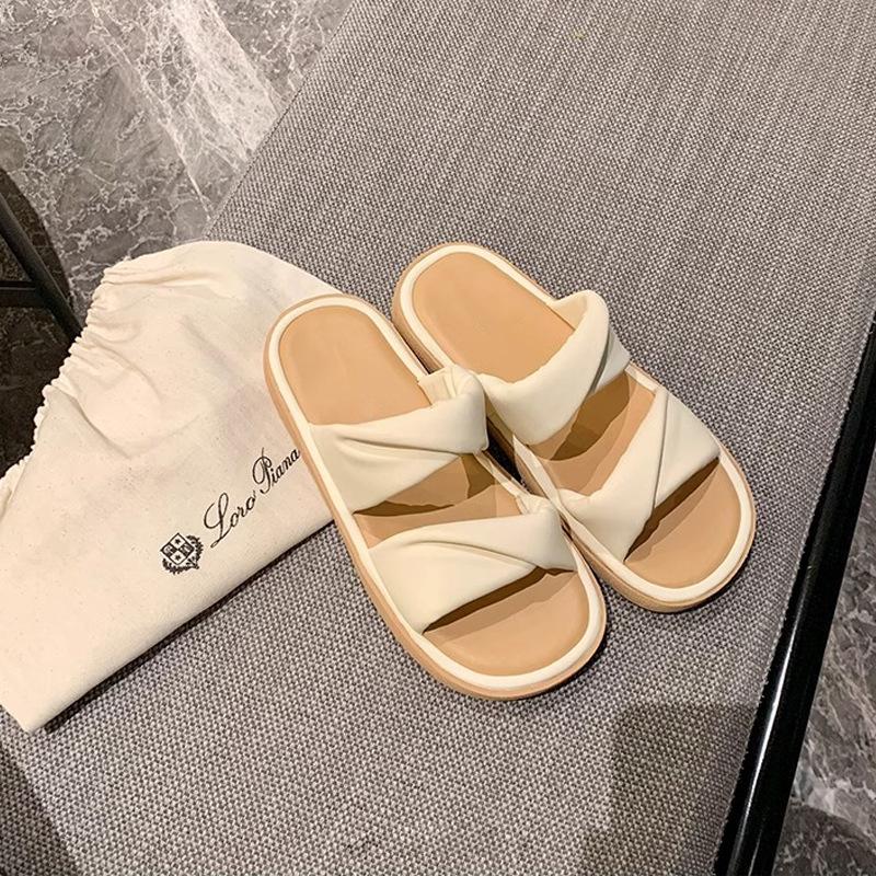 The Same Soft Bubble~ Stepping On Shit Feeling Kink One Word Casual Thick-soled Slippers Women's Sandals Outside Summer