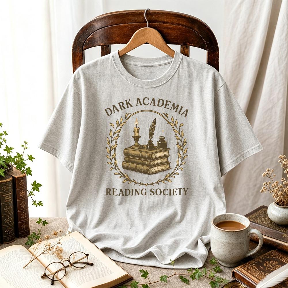 Женская футболка Dark Academia Reading Society Винтажная Книга Перо Свеча Венок Книголюб Ретро Литературный Коттеджкор Повседневные Топы