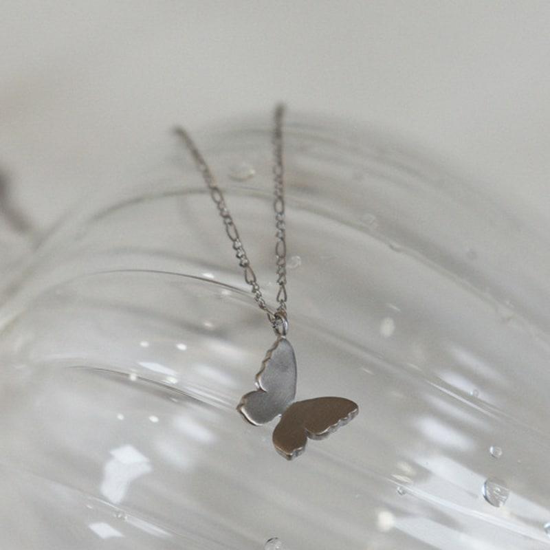 M.atur Like Butterfly Necklace 03