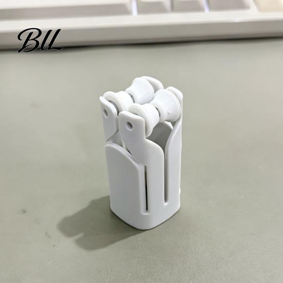 Finger Massager Roller Mini Massager, Portable Plastic Massage Tool, Small Relaxer Fatigue Pain Relief Rolling Hand for Arthritis