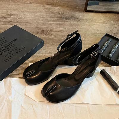 Модная новая обувь таби женская с ремешком на пряжке сандалии с раздвоенным носком женские массивные круглые высокие каблуки женские модные сандалии для женщин