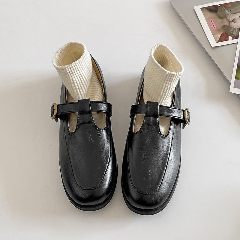 Легкий темперамент ретро британский стиль толстый каблук маленькие кожаные туфли женские новинка весна-осень 2025 юбка французские мокасины