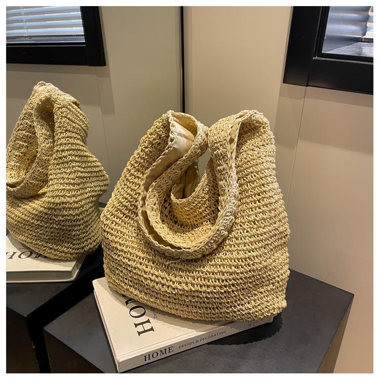 Сумка ручная новая повседневная на плечо пляжная для отпуска большой вместимости для поездок на работу плетеная соломенная сумка-тоут для женщин