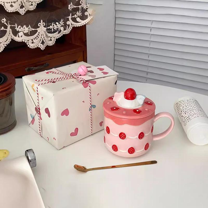1Pcs 390Ml Ceramic Cup High Value Mug Strawberry Cake Cup Girls Cute Water Cup With Lid Home Milk Breakfast Cup