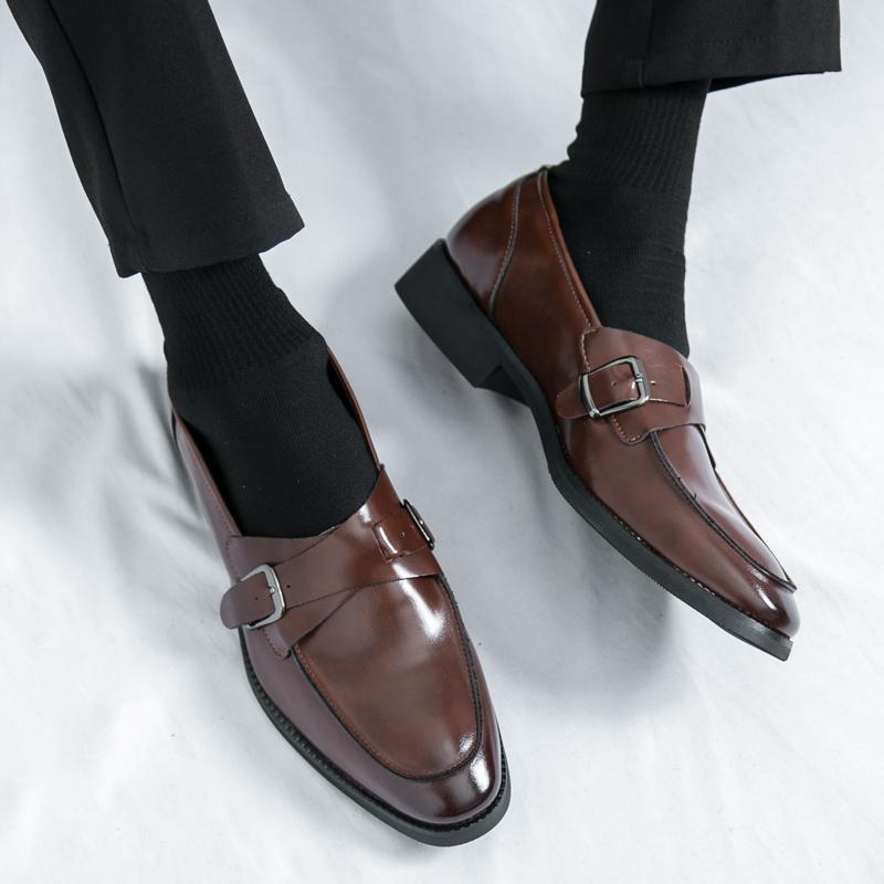 Hot Selling Black Men's Leather Shoes Elegant Styles by Fashion Designers Leisure Outdoor Party Daily Business and Office Loafer