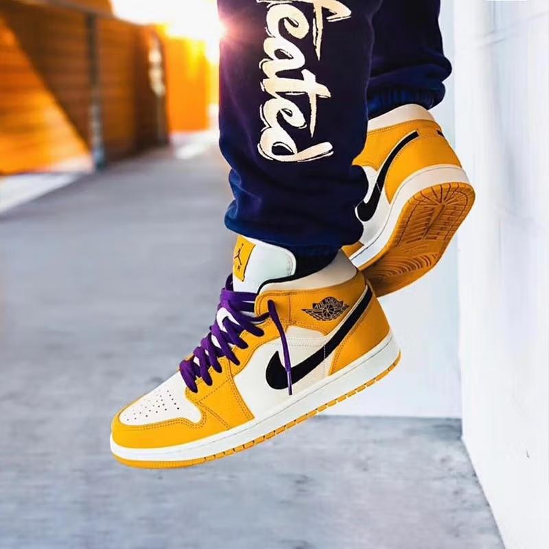 Jordan 1 Mid SE Lakers GS BQ6931-700
