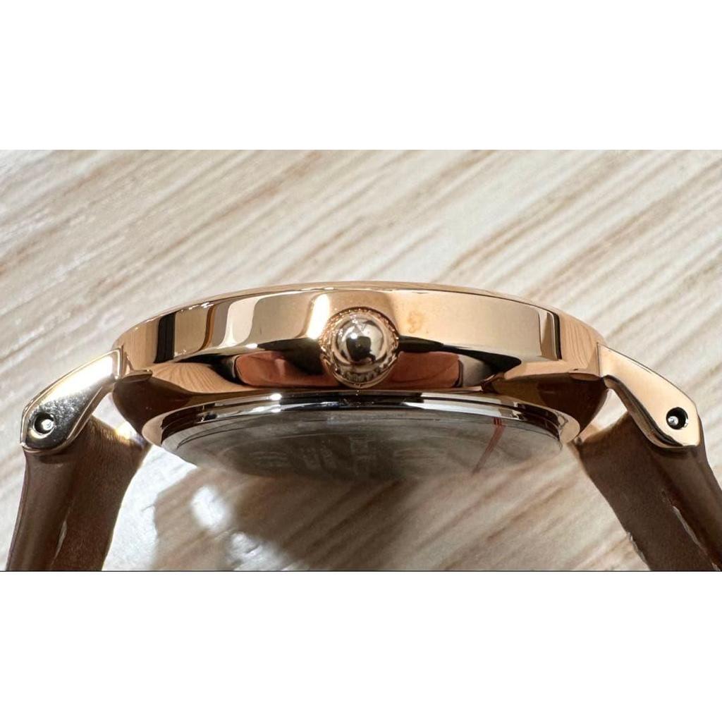 Б/у часы Daniel Wellington DW00100228, рабочий элемент