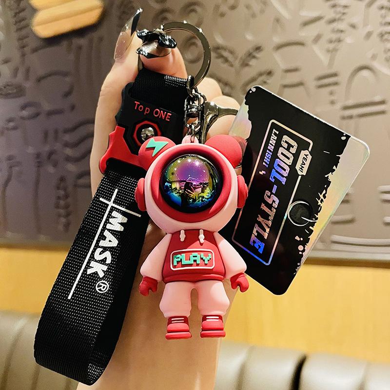 Creative Epoxy Cool Lightning Play Bear Keychain Female Trend Exquisite Fashion Car KeyRing Bag Pendant Boys Gifts