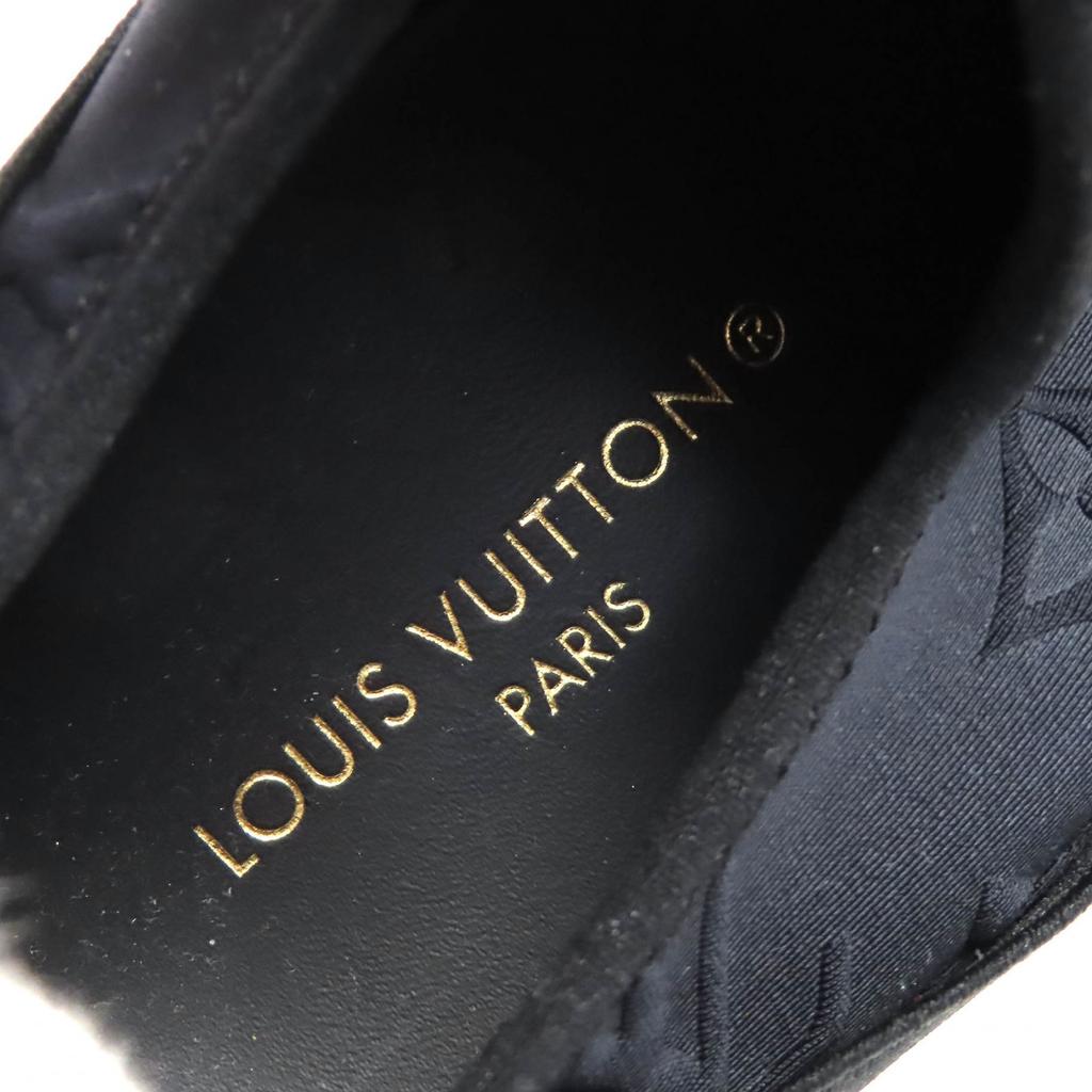 Pristine LOUIS VUITTON sneakers Runaway line LV logo monogram fabric 37 Used