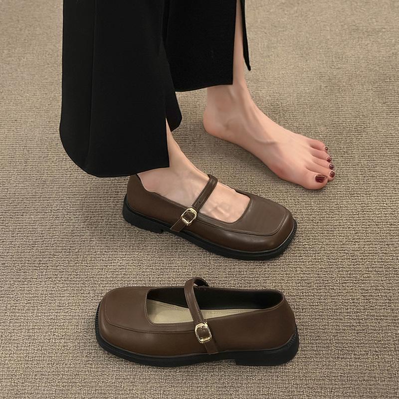 Мэри Джейн туфли с мелким вырезом на плоской подошве с квадратным носком маленькие кожаные туфли женские новая обувь лето с юбкой