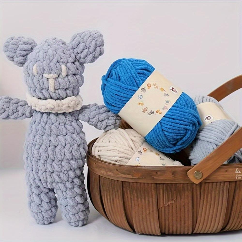 3pcs Chunky Polyester Yarn Plush Velvet Texture Soft Thick 4mm Yarn for Crocheting & Knitting Versatile Chenille Craft Yarn