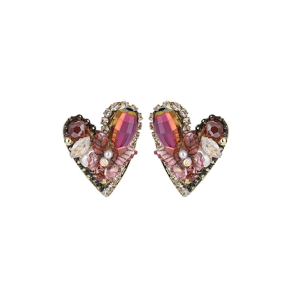 Korean crystal love butterfly stud earrings are gentle, exquisite and small handmade earrings, spring and summer high-end atmosphere earrings.