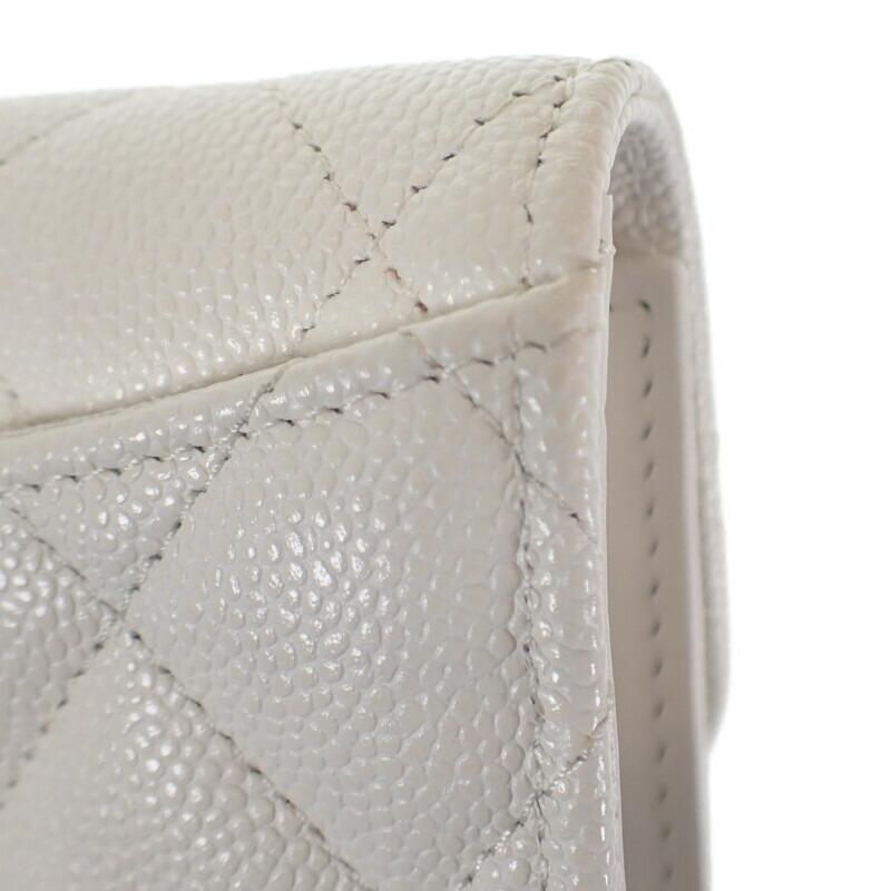 Chanel AP0232_B33352_10601 Белый женский кошелек бифолд