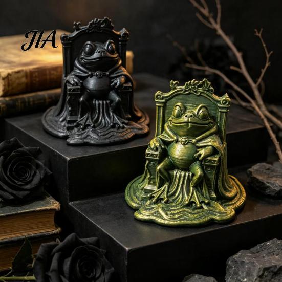 Retro Fantasy Throne Frog Decor 3D Printed Pumpkin Figurine, Creative Cloak Ornament, Sturdy Base Tabletop Decoration Gothic Animal Statue for