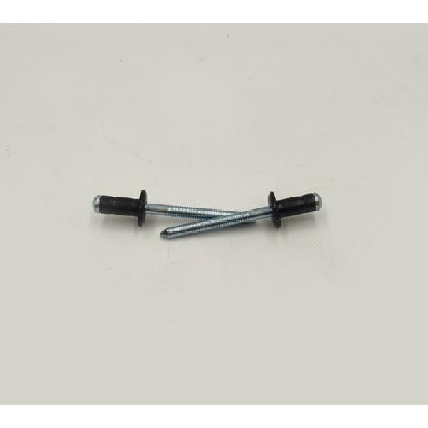 Новые ОРИГИНАЛЬНЫЕ для TOYOTA 2 ШТ. Заклепки лючка бензобака 90269-06017 90269-06016