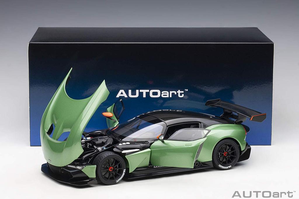 AUTOart Aston Martin Vulcan Metallic Green Готовый продукт 1/18