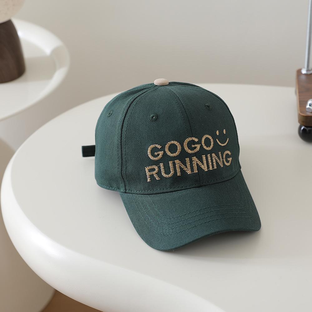 Детская бейсболка с вышивкой в корейском стиле GOGO с козырьком - Унисекс, стройнящая, солнцезащитная, для весны и лета