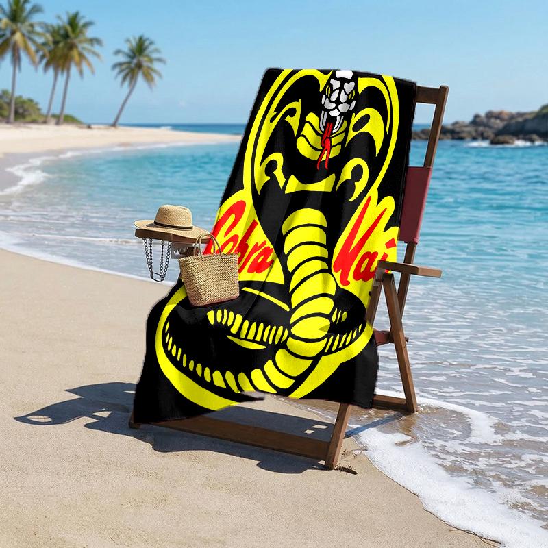 Модное пляжное полотенце Cobra Kai: Идеально для летних приключений Мягкое, впитывающее и быстросохнущее, подходит для плавания и купания