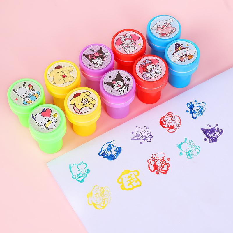 Мультяшные узоры печатей Sanrio из товаров по фильмам Наборы печатей для призов Милые печати Подарки-награды Печати Куроми Подарки на День защиты детей