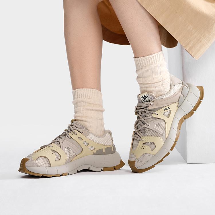 Fila Insetto Ткань Синтетическая кожа ТПУ Современная мода Низкие кроссовки для папы Женские кроссовки Бежевый Серый F12W321103FSS