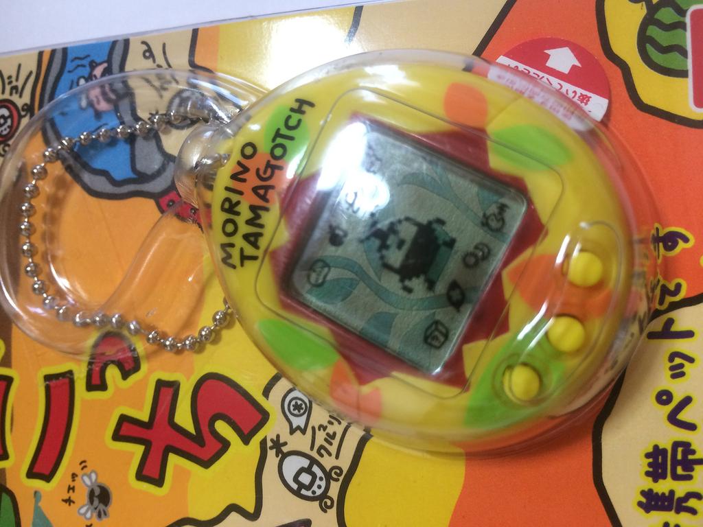 Найден в желтом лесу Тамагочи!