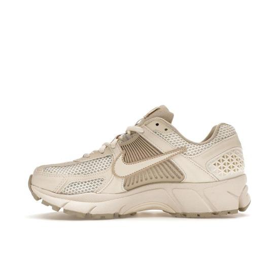 Nike Женские кроссовки Air Zoom Vomero 5 Pale Ivory Sanddrift FQ6868-111