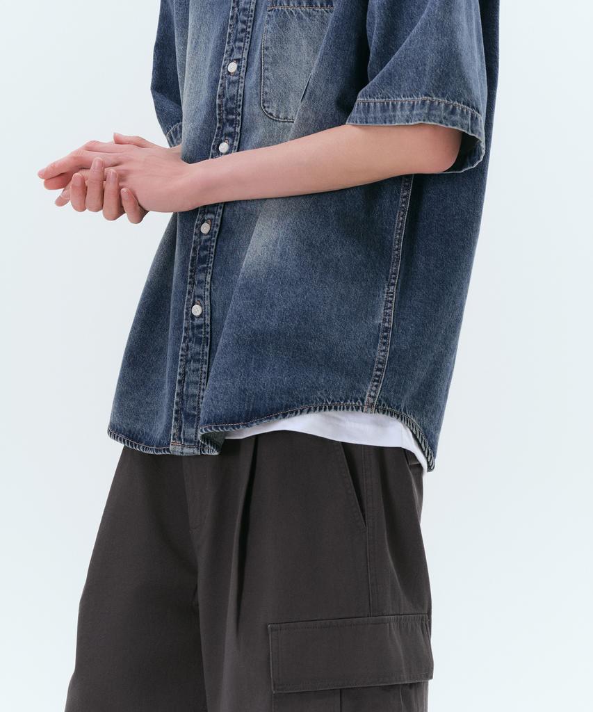 MUSINSA STANDARD Big Brush Relaxed Short Sleeve Denim Shirt [Medium Indigo]