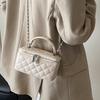 Xiaoxiangfeng Box Bag Portable Small Square Bag Versatile Foreign Style Box Bag High Value Texture Chain Diamond Messenger Bag