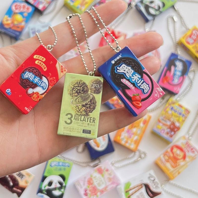 3Pcs Harajuku Fun Simulated Snack Pendant Potato Chip Biscuit Keychain Novelty Simple Hanging Gifts